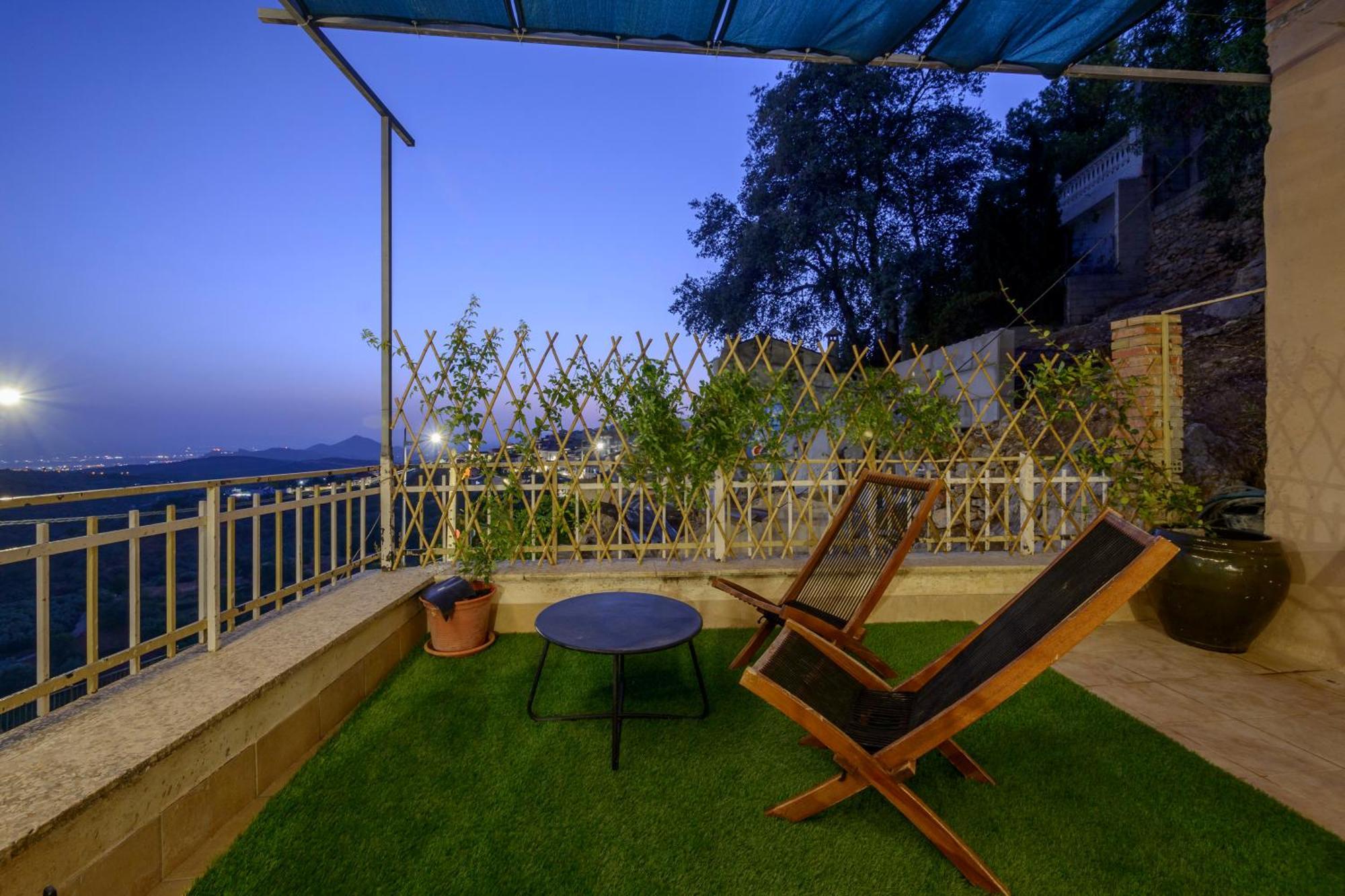 Hostal Nazari Cogollos De La Vega ภายนอก รูปภาพ